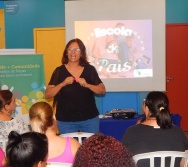 Projeto Vale nas Escolas - Palestra Limites e Afetividade - Escola de Pais