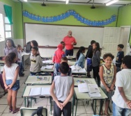 PROJETO CUIDA DE MIM - ENFRENTAMENTO AO BULLYING - SENSIBILIZAÇÃO DE ALUNOS 1º ENCONTRO